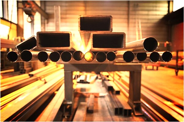 夢到了手機碎成渣是什麼啟示_周公解夢官網