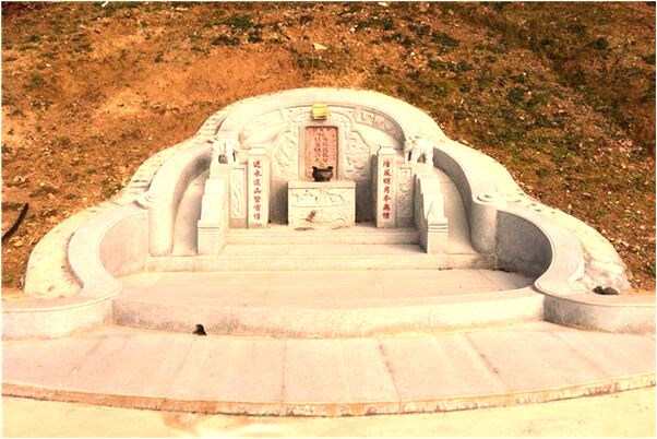 夢見別人剪我頭髮有什麼說法_周公解夢官網