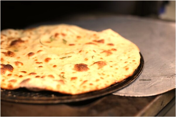 夢到在眼前出現二例火車交匯是什麼意思_周公解夢官網