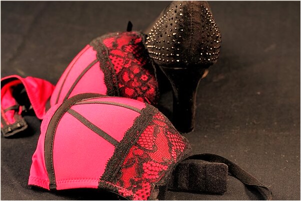 夢見姐姐死掉有什麼意思嗎_周公解夢官網