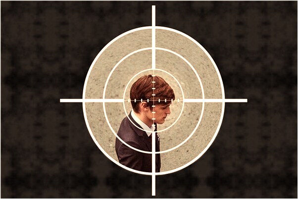 夢到和別人裸體抱在一起怎么回事_周公解夢官網