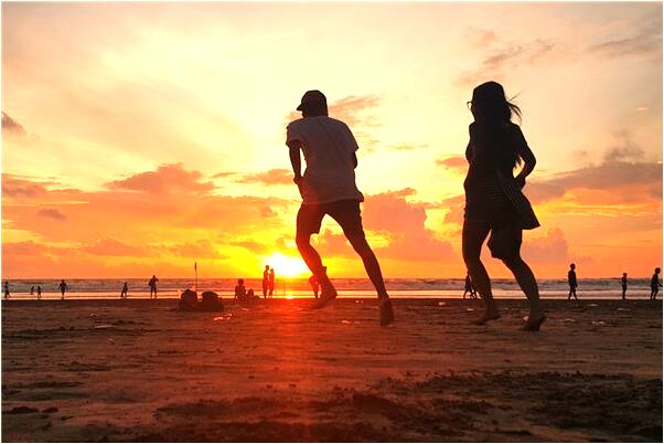 夢到已故父親要殺母是什麼意思_周公解夢官網