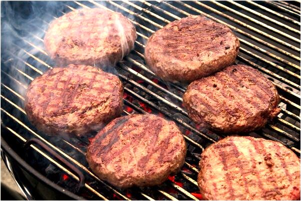 夢到了被蛇把腳底咬傷了意味什麼_周公解夢官網