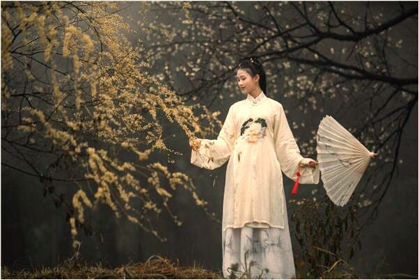 夢到鏡子打碎預示著什麼_周公解夢官網