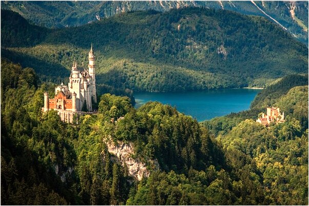 夢見滿地魚是凶兆還是吉兆_周公解夢官網