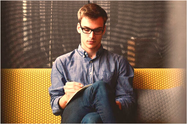 夢見釣錦鯉是什麼預兆_周公解夢官網