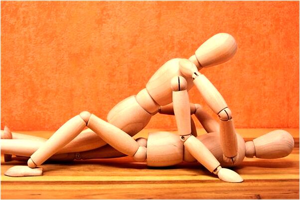 夢到和老公仇人在一起預兆了什麼嗎_周公解夢官網