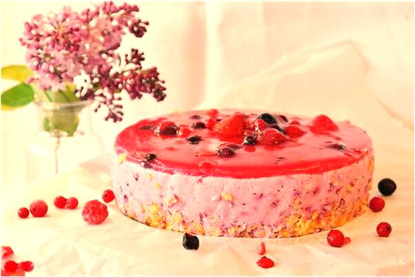 夢到了自己抱著一條魚是什麼意思？_周公解夢官網