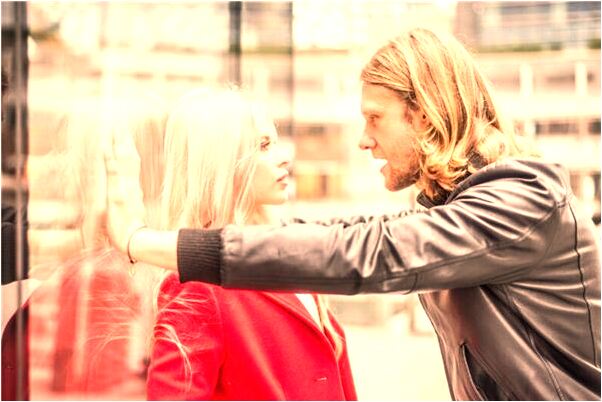 夢到同學流鼻子血是好事還是壞事_周公解夢官網