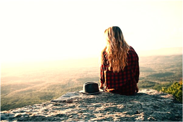 夢見黑絲襪女人好不好_周公解夢官網