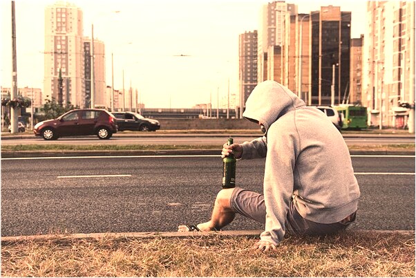 夢到路上都是泥還特別傷心有什麼意思_周公解夢官網