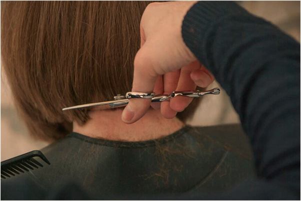 夢到被親人跳海什麼寓意_周公解夢官網