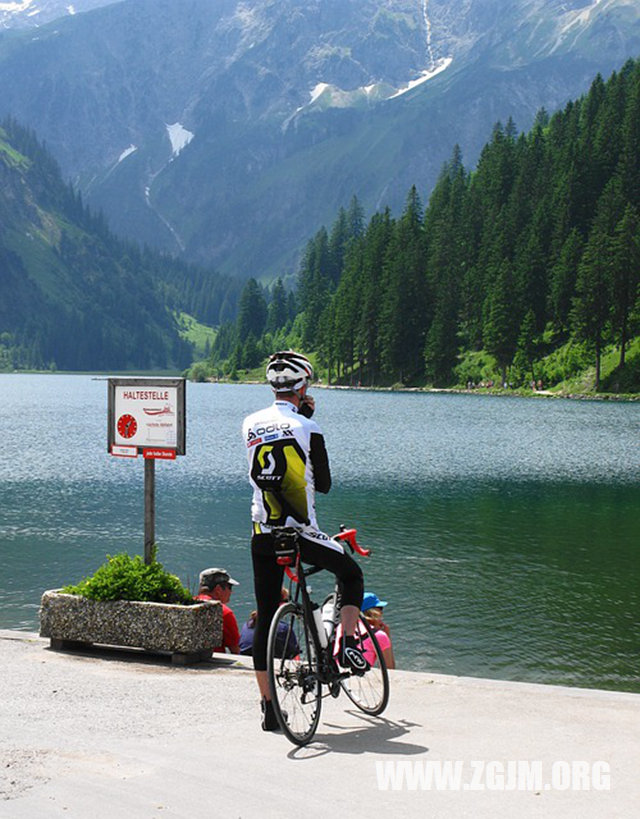 夢見丈夫和別人打架_周公解夢夢到丈夫和別人打架是什麼意思_做夢夢見丈夫和別人打架好不好_周公解夢官網