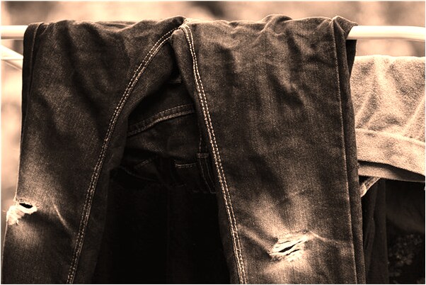 夢到汽車被一家三口搶啥意思_周公解夢官網