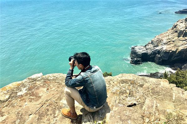 夢到很多帥男意味什麼_周公解夢