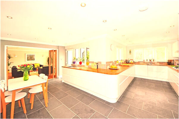 夢到了蝴蝶在自己書桌上是什麼徵兆_周公解夢官網