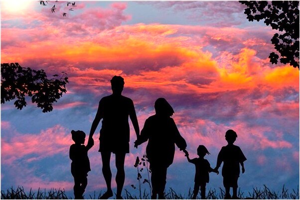 夢到逃走時要妻子跳樓代表什麼_周公解夢官網