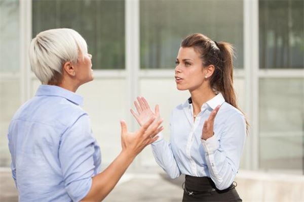 夢到了與陌生人吵架怎麼回事_周公解夢