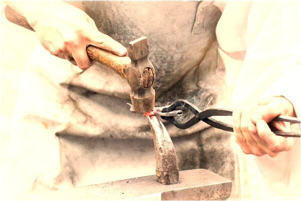 夢到了穿的衣服很少有什麼意思嗎_周公解夢官網