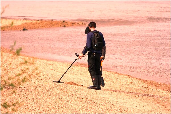 夢到家裡的卡有很多的錢意味著什麼_周公解夢官網