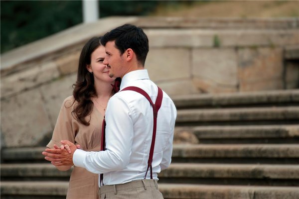 夢見自己有對象意味著什麼_周公解夢