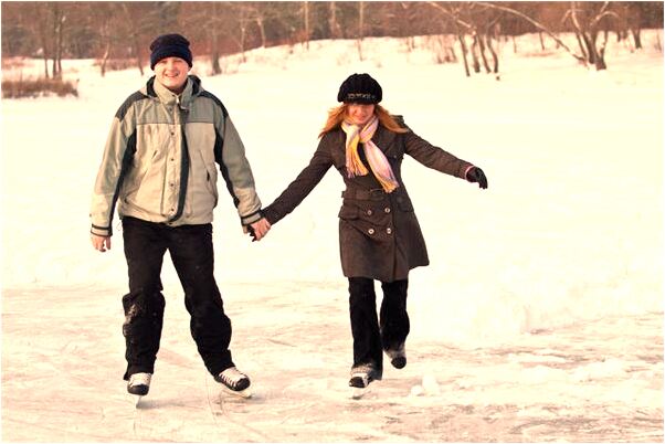 夢到了自己開車掉到大坑裡代表著什麼？_周公解夢官網