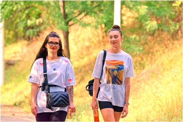 夢見媽媽別人砍掉我的手臂預示什麼_周公解夢官網