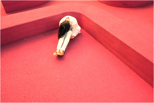 夢到了小孩從高處掉下來是好是壞_周公解夢官網