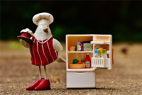 夢到冰櫃里拿酒會是什麼預兆_周公解夢