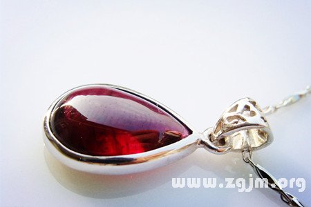 Scorpio is most suited to wear next year's guardian stone _ the zodiac