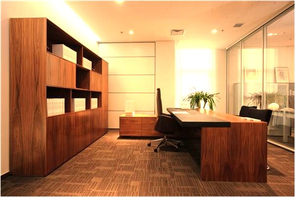 夢到自己踩了兩腳屎尿有什麼預示嗎_周公解夢官網