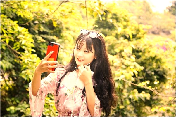 夢到和同事睡覺被人發現什麼預兆_周公解夢官網