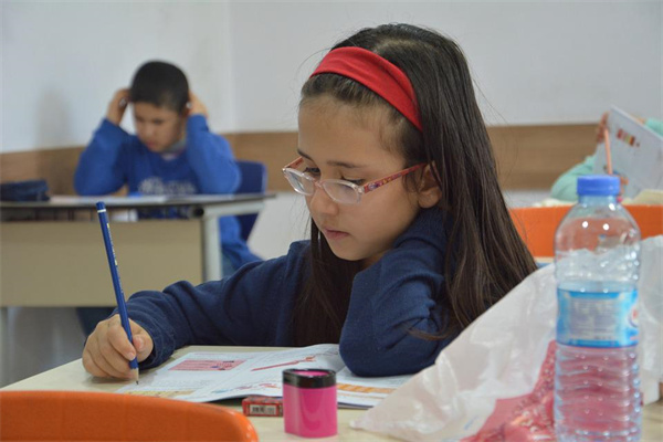 夢到女兒考試是什麼預兆_周公解夢