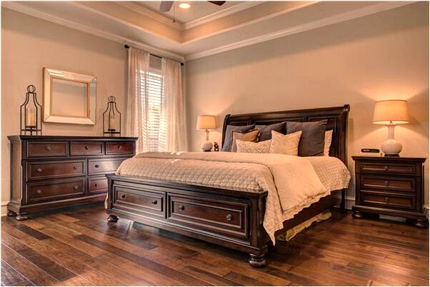 夢見自己用長矛戳別人的喉嚨會怎么樣_周公解夢官網