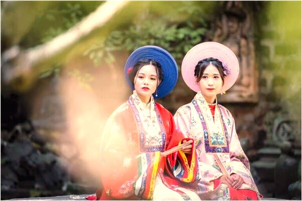 夢到了摘桃子有一個小洞是什麼兆頭_周公解夢官網