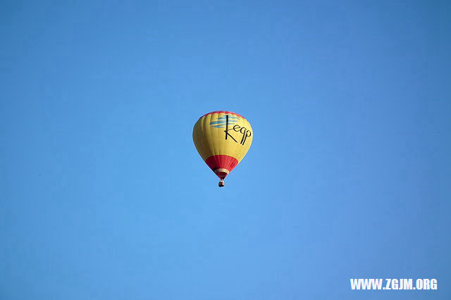 夢見手機掉水裡_周公解夢夢到手機掉水裡是什麼意思_做夢夢見手機掉水裡好不好_周公解夢官網