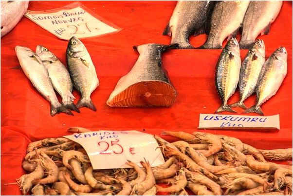 夢見自己右小腿斷了是怎么回事_周公解夢官網