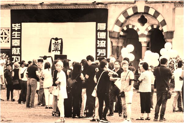 夢見老婆痛苦吐血生命垂危是好的徵兆嗎_周公解夢官網