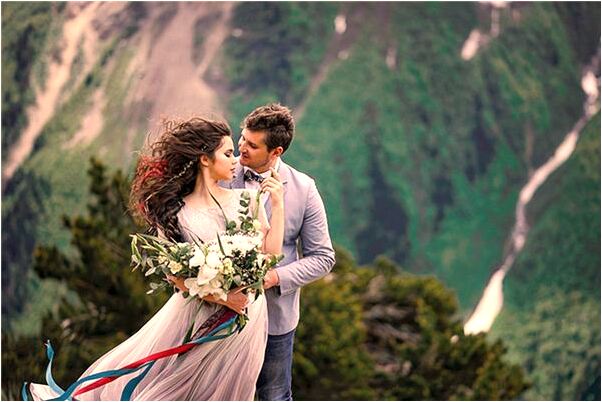 夢到自己婚禮向別人借衣服代表什麼_周公解夢官網