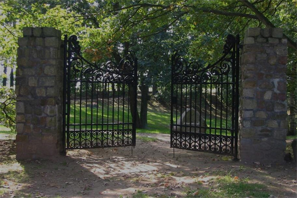 夢到了大門敞開有什麼寓意嗎？_周公解夢