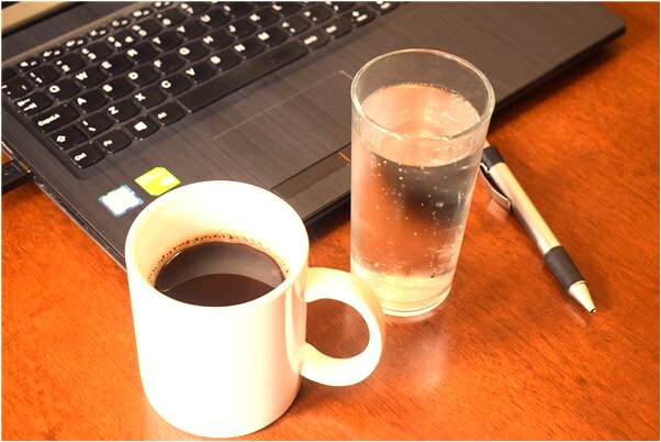 夢見廁所很髒踩到屎上怎么說_周公解夢官網