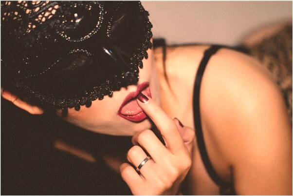 夢見從好高的樓梯走下去是啥意思_周公解夢官網