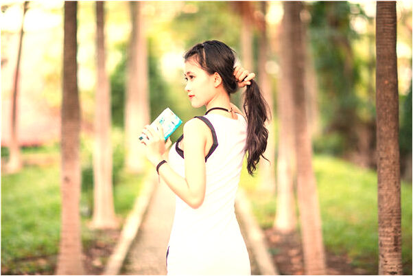 夢到兩腿不能走路是咋回事_周公解夢官網