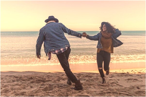 夢到了好幾個人一起在外面唱歌是吉兆嗎?_周公解夢官網