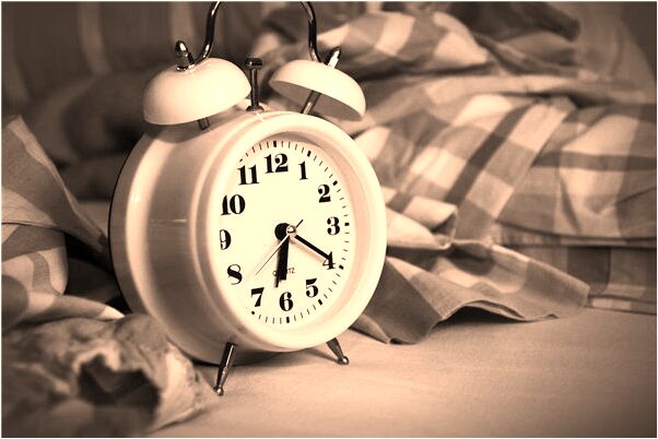 夢到了騎車載外公摔進泥水溝代表著什麼_周公解夢官網