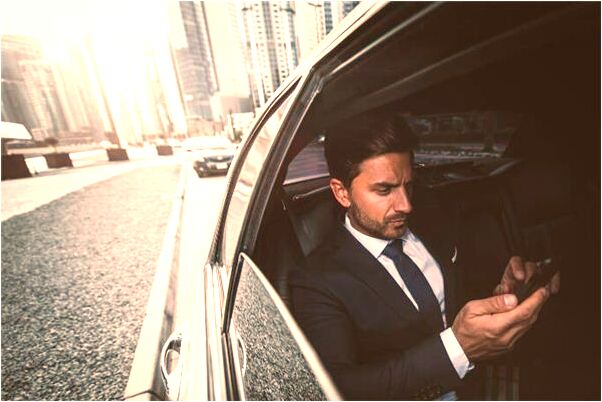 夢見小孩腳斷沾了自己兩手鮮血怎么說_周公解夢官網