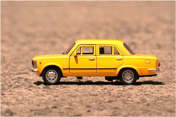 夢到自己跟一個人在涯底會怎么樣_周公解夢官網