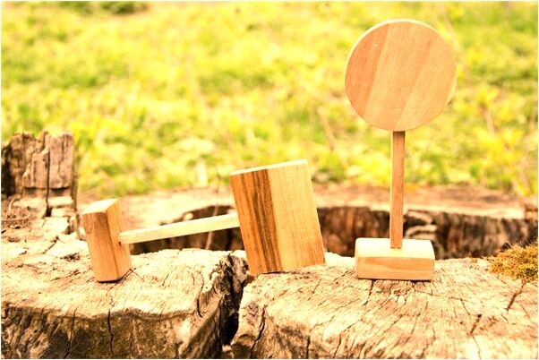 夢見親人變鬼抓著自己是什麼意思_周公解夢官網