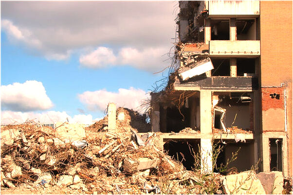 夢見火車上有許多沒開的菊花有什麼徵兆_周公解夢官網