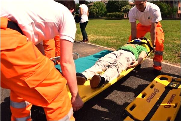 夢到了老婆被貓咬預示什麼_周公解夢官網